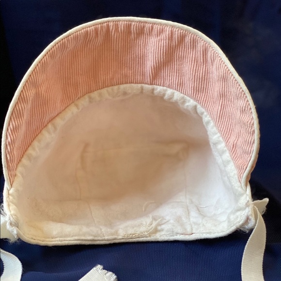 Infants Vintage Pink Bonnet, size small - Picture 3 of 5